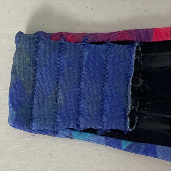 La Vie en Rose Aqua Bikini Top Size Medium Multi Colour Print Abstract - Picture 4 of 8